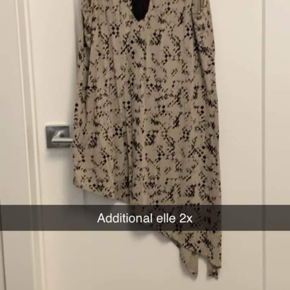 Plus size clothing - Picture 6 of 8